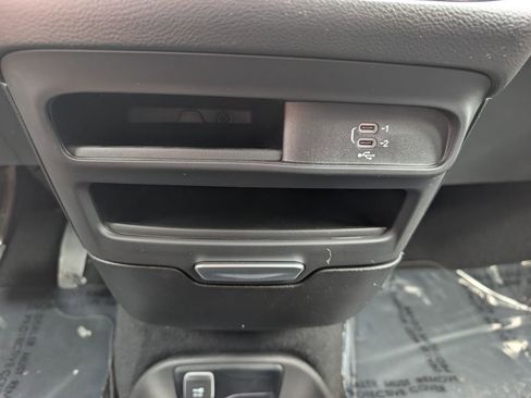 New 2026 Chrysler Voyager LX FWD image 31