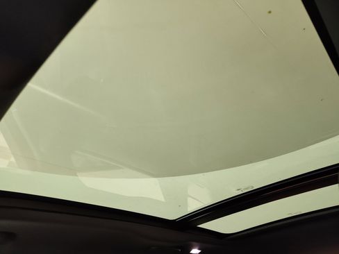 Used 2026 Land Rover Range Rover Velar Dynamic SE image 12