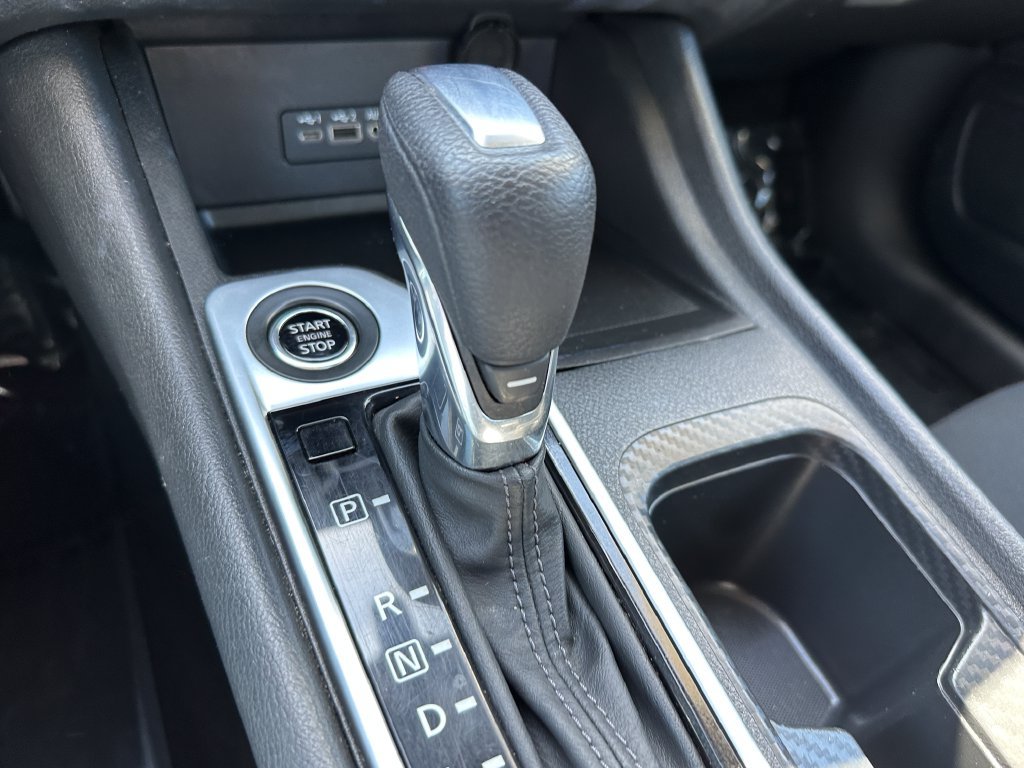 Used 2023 Nissan Sentra SV FWD image 30