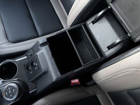 Used 2023 Ford Bronco Wildtrak image 22