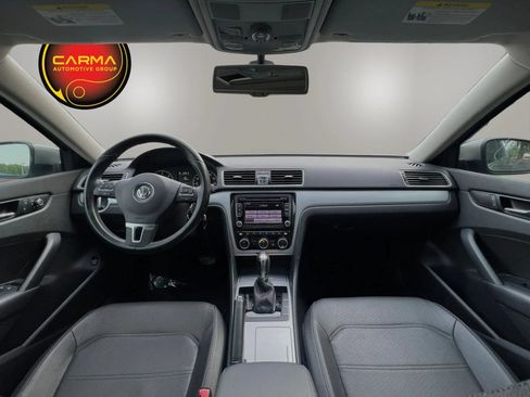 Used 2012 Volkswagen Passat TDI SE FWD image 29