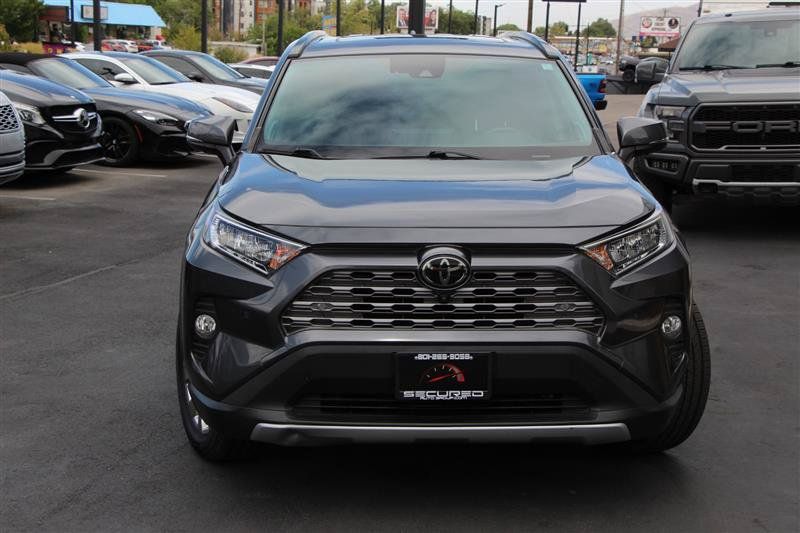 Used 2021 Toyota RAV4 Limited FWD image 3
