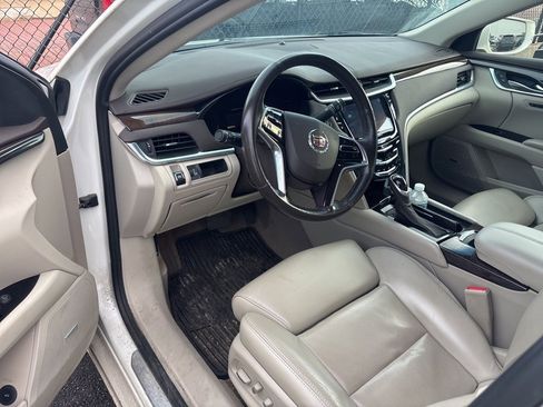 Used 2014 Cadillac XTS Luxury w/ Driver Awareness Package image 3