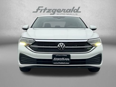 Used 2024 Volkswagen Jetta S image 5