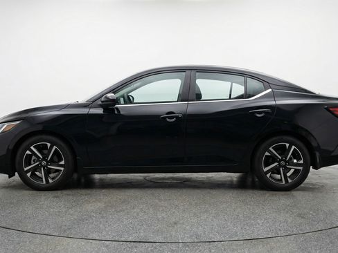 Used 2025 Nissan Sentra SV FWD image 5
