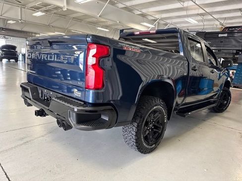 Used 2021 Chevrolet Silverado 1500 LT Trail Boss w/ Bed Protection Package AWD/4WD image 14