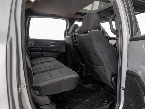 Used 2022 RAM 1500 Big Horn AWD/4WD image 40