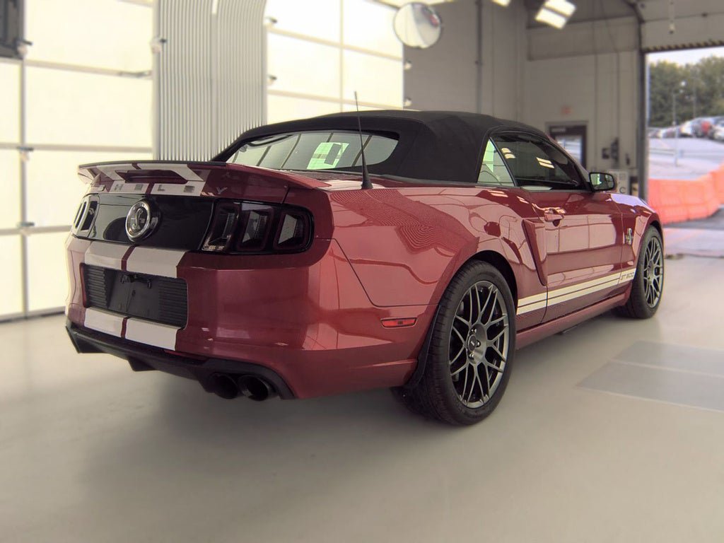 Used 2013 Ford Mustang Shelby GT500 RWD image 4