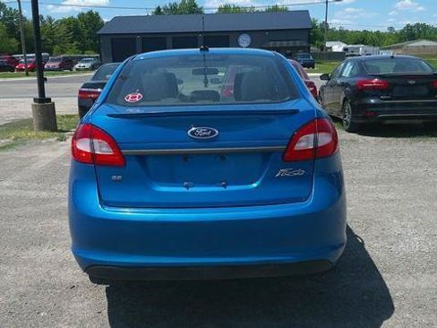 Used 2012 Ford Fiesta SE FWD image 8