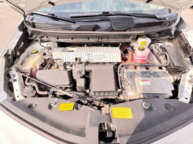 Used 2012 Toyota Prius V Five FWD image 30