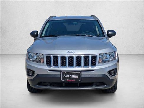 Used 2016 Jeep Compass Sport w/ Power Value Group FWD image 2