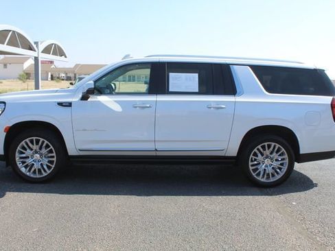 Used 2024 GMC Yukon XL Denali w/ Max Trailering Package AWD/4WD image 9