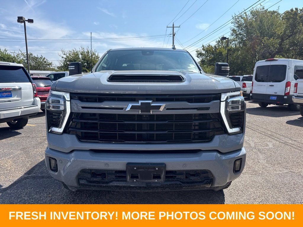 Used 2024 Chevrolet Silverado 2500 LTZ w/ LTZ Plus Package AWD/4WD image 7