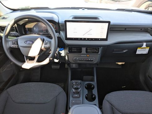 New 2025 Ford Maverick XL image 15