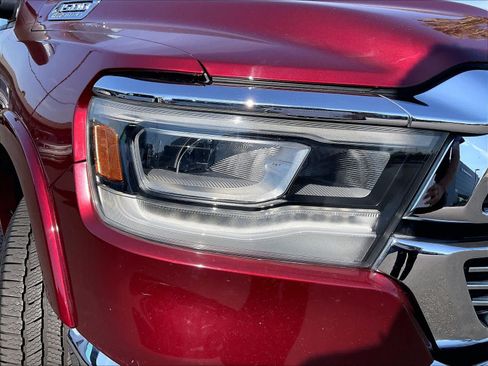 Used 2021 RAM 1500 Laramie AWD/4WD image 30