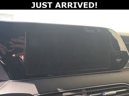 Used 2021 Hyundai Palisade Limited image 25