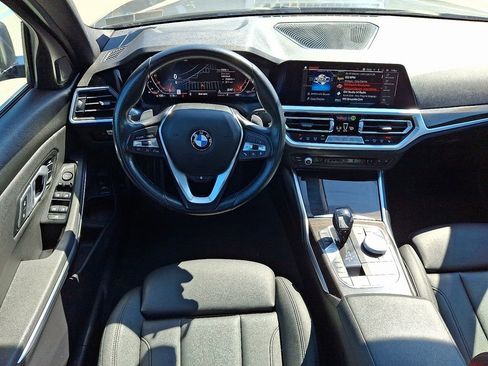 Used 2021 BMW 330i xDrive Sedan w/ Convenience Package image 11