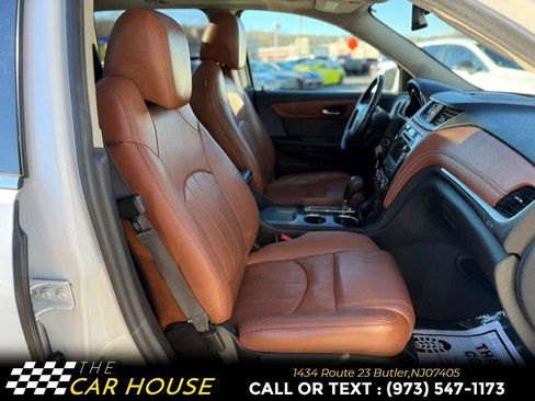 Used 2017 Chevrolet Traverse Premier image 36