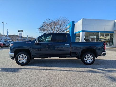 Used 2022 Chevrolet Silverado 2500 LTZ w/ Z71 Off-Road Package image 5