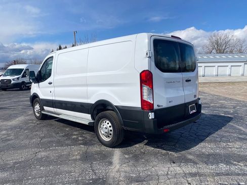 Used 2024 Ford Transit 250 Low Roof AWD w/ Exterior Upgrade Package image 4