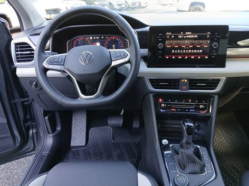 New 2026 Volkswagen Taos SEL AWD/4WD image 13