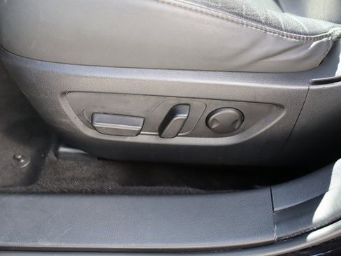 Used 2023 MAZDA CX-30 AWD 2.5 S w/ Premium Package image 11