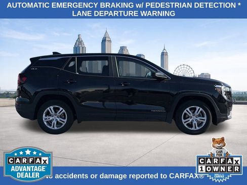 Used 2024 GMC Terrain SLE image 6