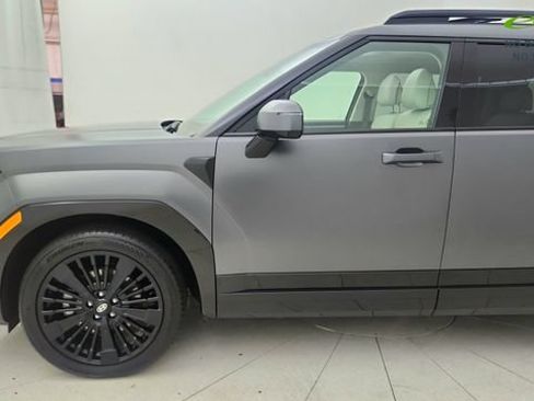 Used 2026 Hyundai Santa Fe Calligraphy AWD/4WD image 9