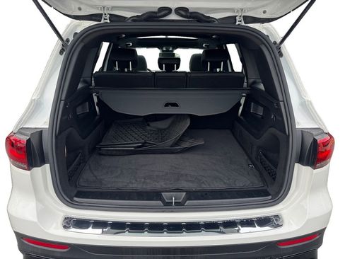 Used 2022 Mercedes-Benz GLB 250 4MATIC image 5