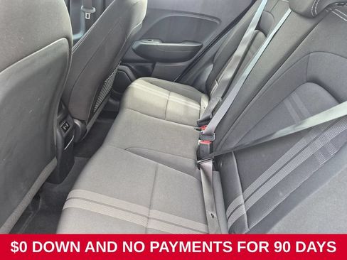 Used 2025 Hyundai Venue SEL FWD image 28