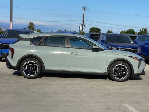New 2026 Kia K4 EX FWD image 2