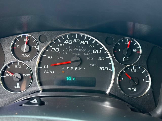 Used 2025 Chevrolet Express 2500 w/ Driver Convenience Package RWD image 17