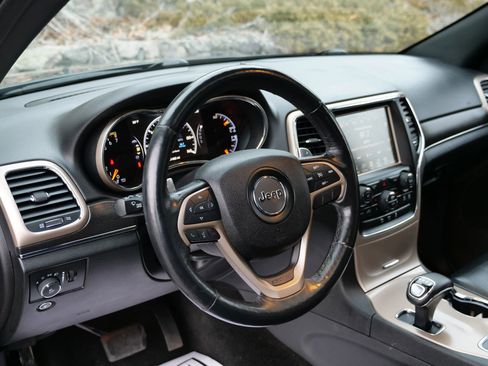 Used 2015 Jeep Grand Cherokee Limited image 19