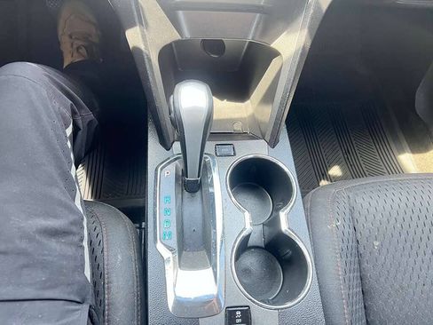 Used 2013 Chevrolet Equinox LS FWD image 2