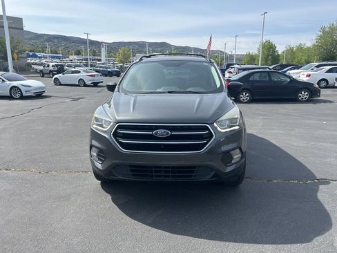Used 2018 Ford Escape SE w/ SE Sport Appearance Package image 11