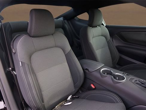 Used 2025 Ford Mustang GT image 25