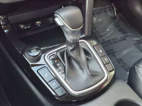 Used 2024 Kia Seltos EX FWD image 12