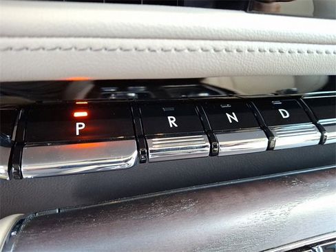 Certified 2024 Lincoln Aviator Reserve w/ Elements Package Plus image 18