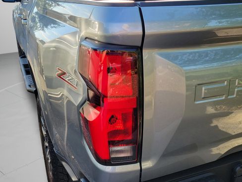 Used 2024 Chevrolet Colorado Z71 w/ Z71 Convenience Package 2 AWD/4WD image 22