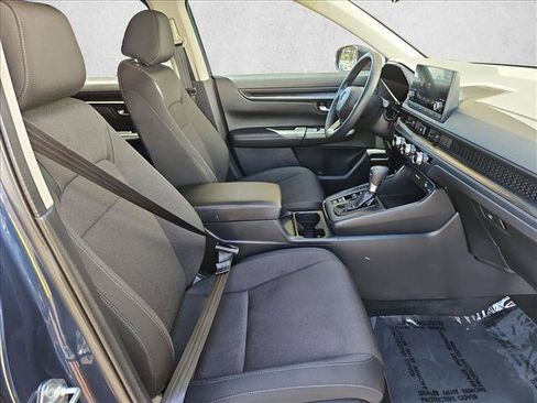 Used 2025 Honda CR-V LX image 27