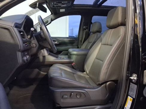 Used 2022 Chevrolet Suburban RST w/ Luxury Package image 14