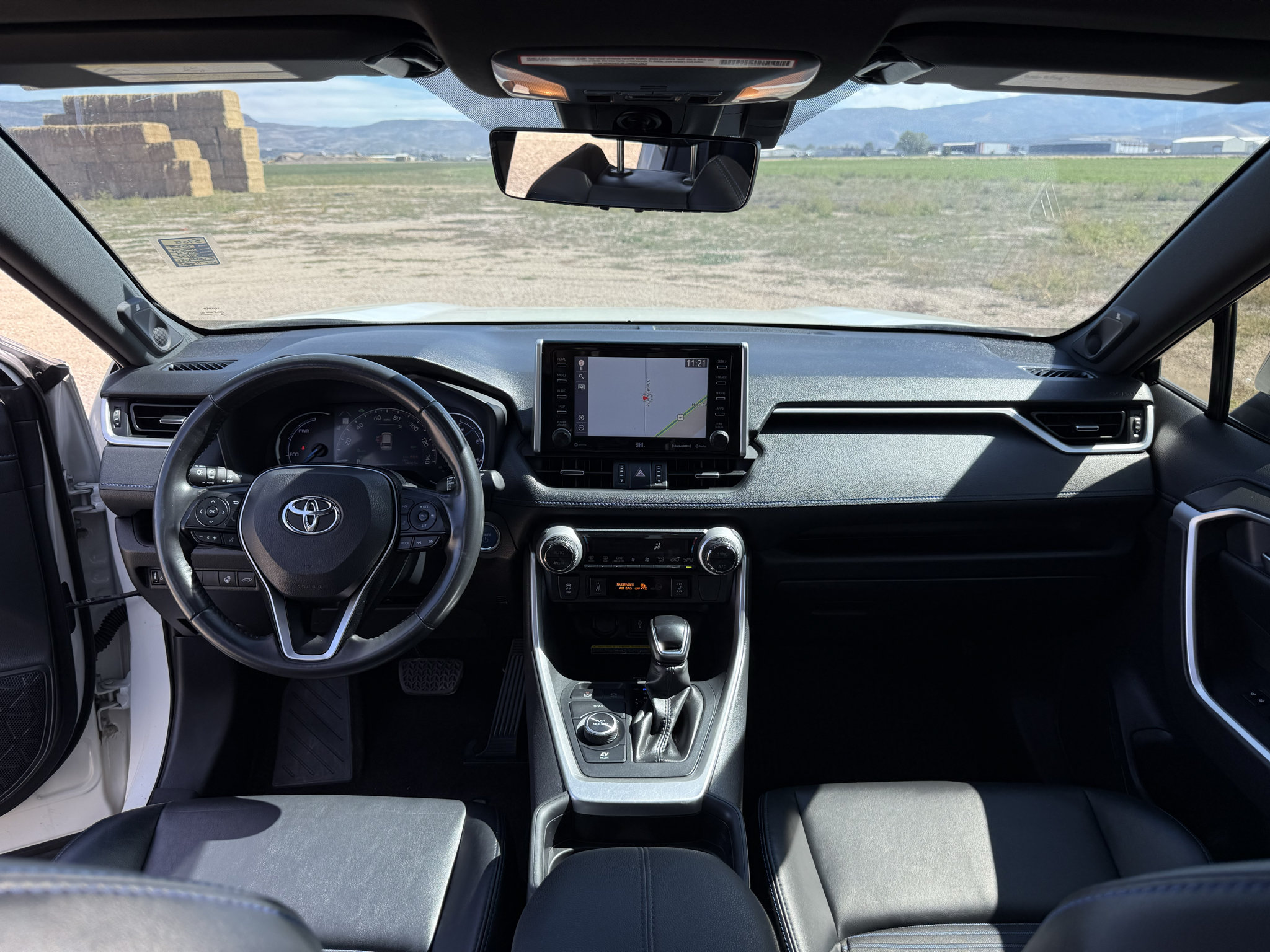 Used 2020 Toyota RAV4 XSE AWD/4WD image 32