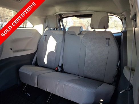 Certified 2023 Toyota Sienna LE image 12