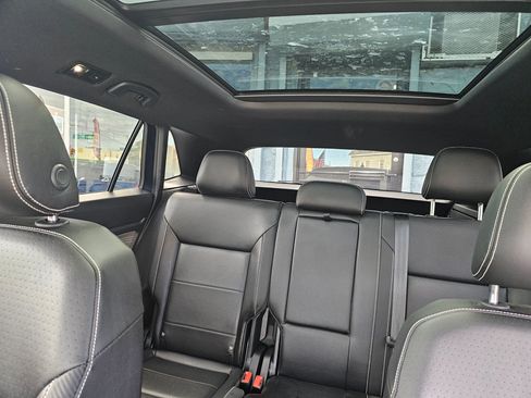 Used 2022 Volkswagen Atlas Cross Sport SE image 29