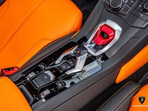 Used 2017 Lamborghini Huracan LP 610-4 image 56