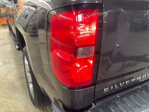 Used 2015 Chevrolet Silverado 1500 LTZ Z71 w/ LTZ Plus Package image 21