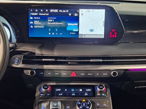 Used 2025 Hyundai Palisade Calligraphy AWD/4WD image 16