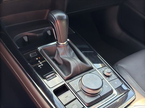 Used 2022 MAZDA CX-30 AWD 2.5 S w/ Premium Package image 26