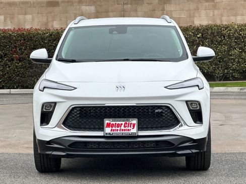 New 2026 Buick Encore GX Sport Touring image 9