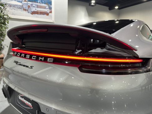 Used 2021 Porsche 911 Carrera S RWD image 38